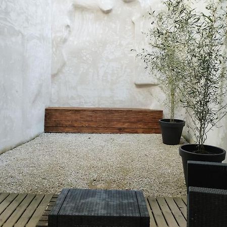 Appartement Avec Terrasse Malaucène Esterno foto